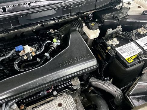 Used 2018 Nissan Rogue SL AWD/4WD image 33