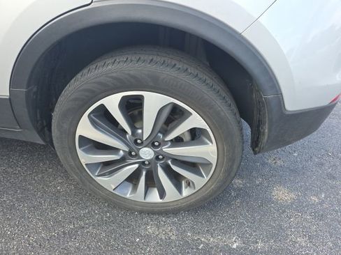 Used 2022 Buick Encore Preferred w/ Safety Package FWD image 7