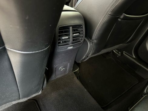 Used 2022 Ford Escape SEL FWD image 22