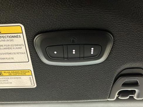 Used 2022 Jeep Wrangler Unlimited Sahara w/ Cold Weather Group image 34