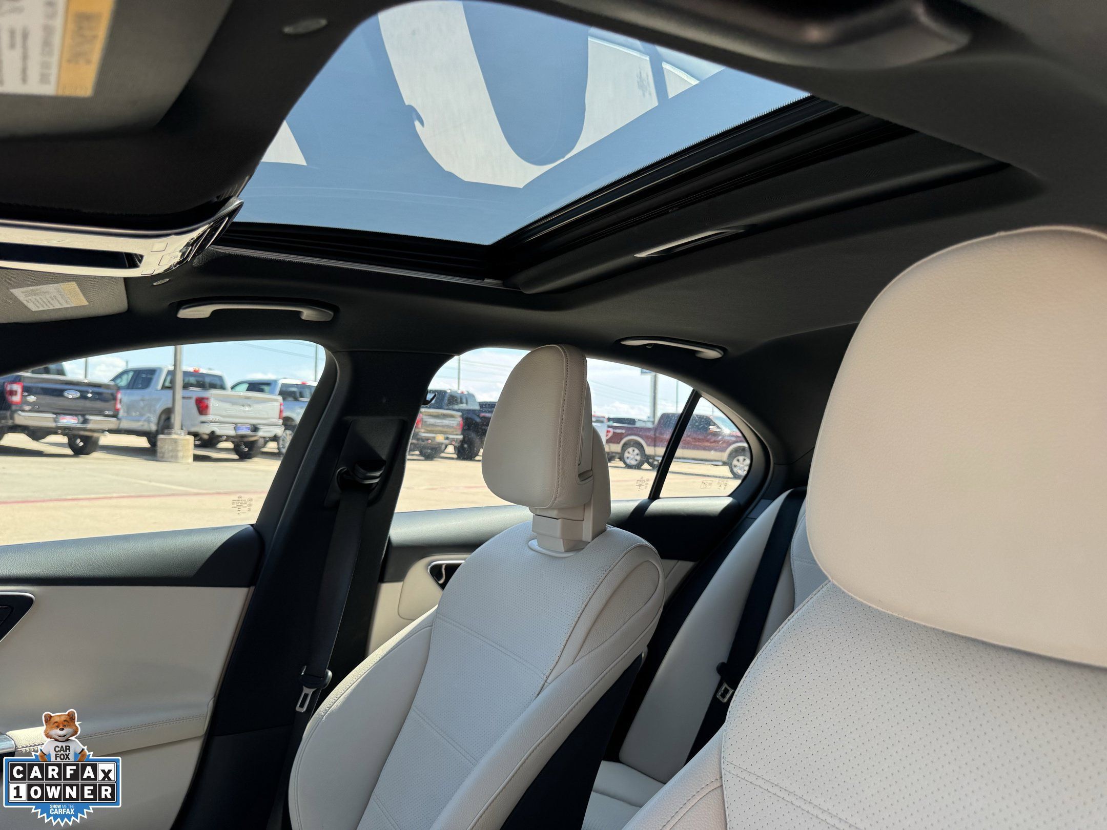 Used 2025 Mercedes-Benz C 300 Sedan image 33