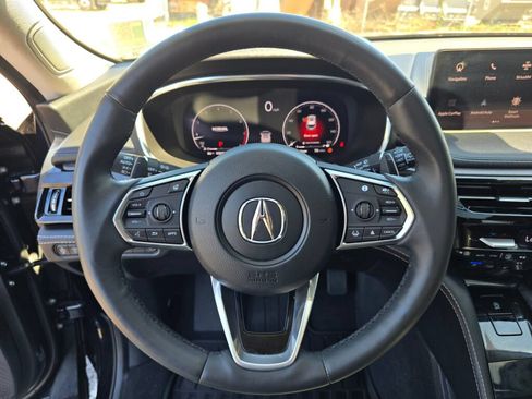 Used 2024 Acura MDX SH-AWD w/ Advance Package image 26