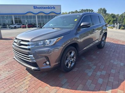 Used 2018 Toyota Highlander Limited Platinum