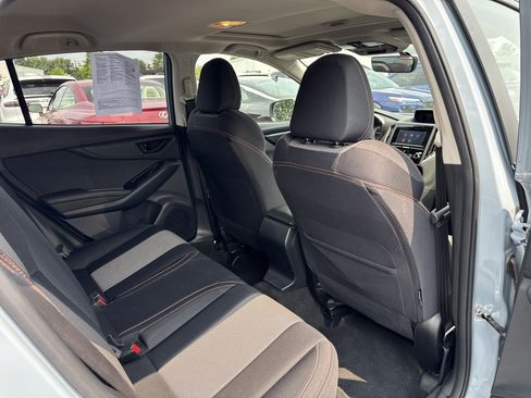 Used 2018 Subaru Crosstrek 2.0i Premium w/ Moonroof Package AWD/4WD image 19