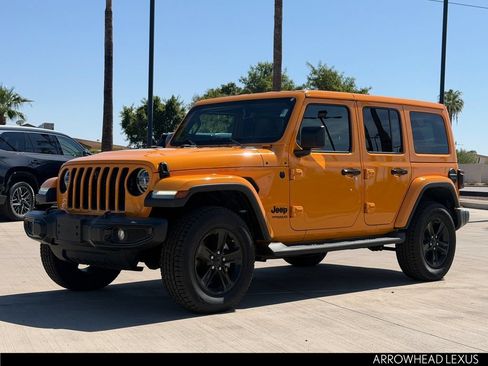 Used 2021 Jeep Wrangler Unlimited Sahara AWD/4WD image 2