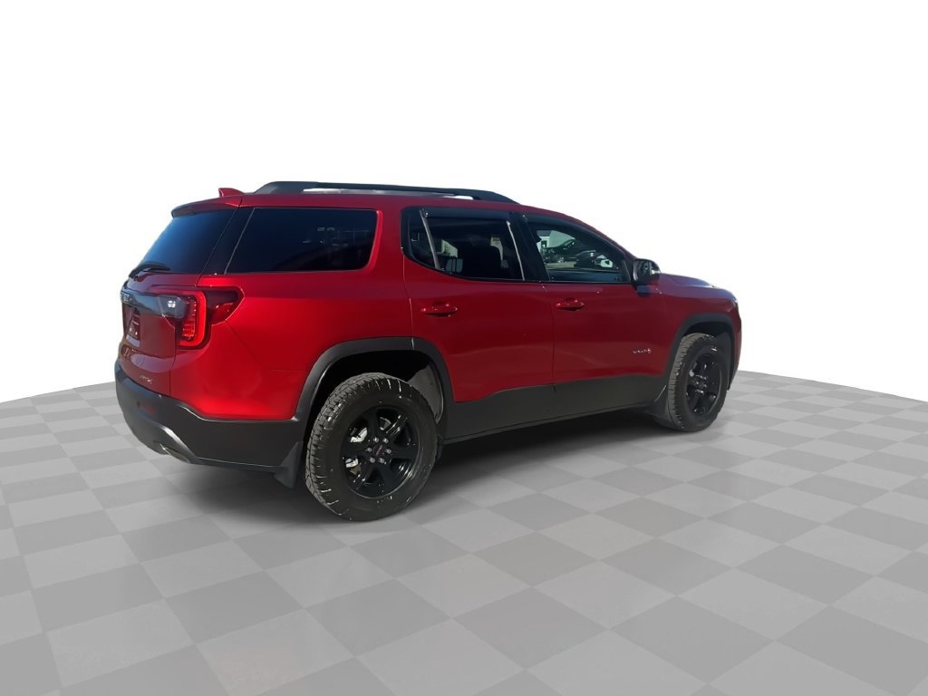 Used 2023 GMC Acadia AT4 w/ Preferred Package AWD/4WD image 3