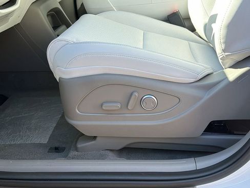 New 2026 Hyundai Palisade FWD Hybrid image 11