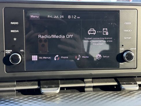 Certified 2024 Kia Carnival LX FWD image 19