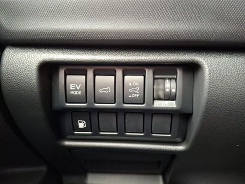 New 2025 Subaru Forester Limited image 19