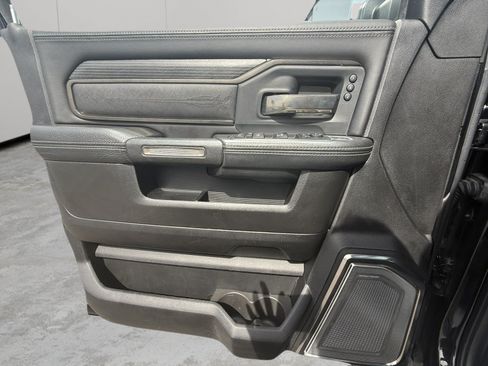 Used 2019 RAM 2500 Limited AWD/4WD image 25
