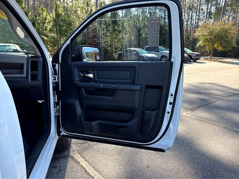 Used 2012 RAM 1500 Express image 9