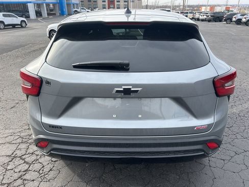Used 2024 Chevrolet Trax RS w/ Driver Confidence Package image 6