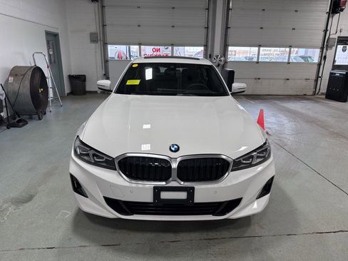 Used 2025 BMW 330i xDrive Sedan w/ Premium Package image 2
