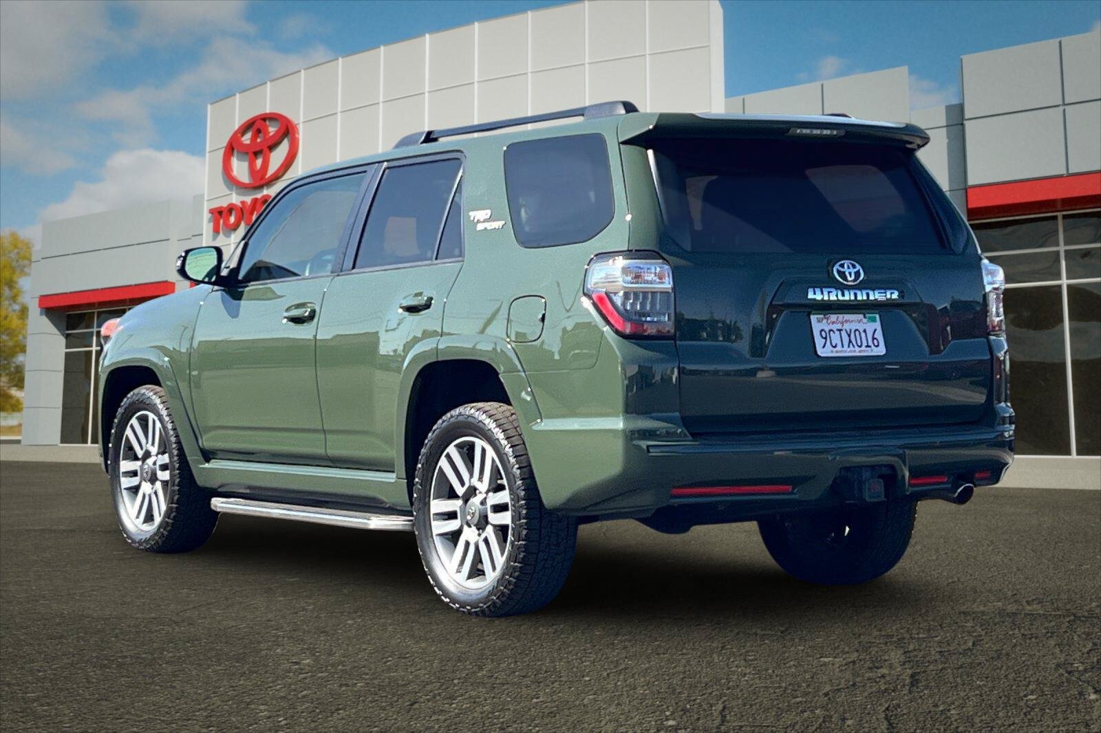 Certified 2022 Toyota 4Runner TRD Sport w/ Technology Package RWD image 5