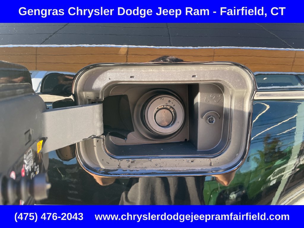 Certified 2026 Jeep Grand Cherokee Limited AWD/4WD image 35