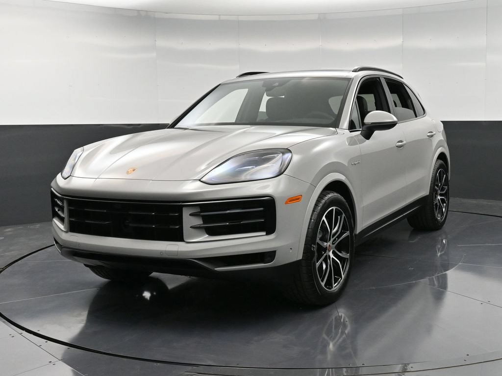 Certified 2026 Porsche Cayenne E-Hybrid AWD/4WD image 6