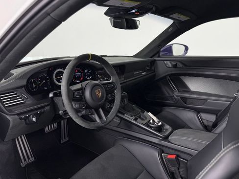 Used 2025 Porsche 911 GT3 RS RWD image 4