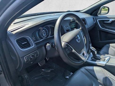 Used 2016 Volvo S60 T6 R-Design w/ Climate Package AWD/4WD image 10