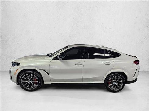 Certified 2024 BMW X6 M60i w/ Dynamic Handling Package AWD/4WD image 8