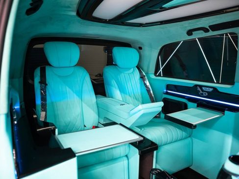 Used 2023 Mercedes-Benz Metris Passenger image 27