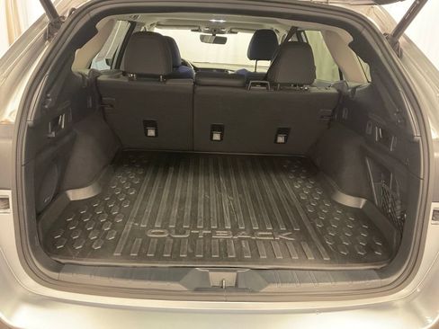 Used 2025 Subaru Outback Onyx Edition AWD/4WD image 23