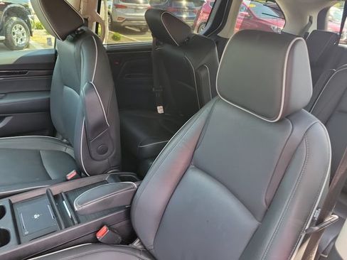 Certified 2025 Honda Odyssey Touring image 16
