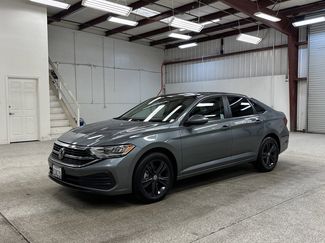 Used 2023 Volkswagen Jetta SE w/ Panoramic Sunroof Package image 1