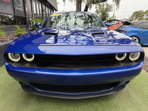 Used 2019 Dodge Challenger SXT w/ Blacktop Package RWD image 2