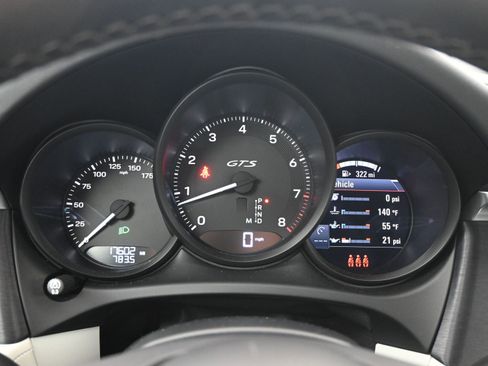 Certified 2022 Porsche Macan GTS image 18
