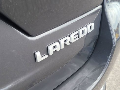 New 2026 Jeep Grand Cherokee Laredo AWD/4WD image 9
