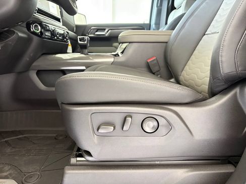 New 2026 Chevrolet Silverado 1500 ZR2 AWD/4WD image 38
