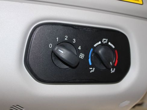 Used 2017 Ford Transit 350 XLT image 44