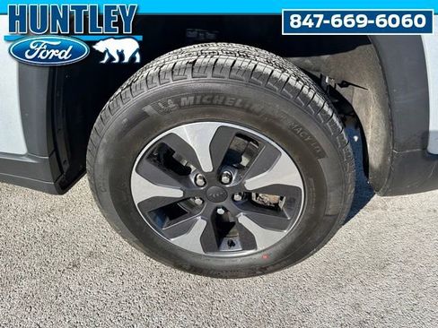 Used 2022 Jeep Grand Cherokee Limited 4xe w/ Luxury Tech Group II image 8