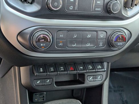 Used 2021 Chevrolet Colorado ZR2 w/ ZR2 Dusk Special Edition AWD/4WD image 27