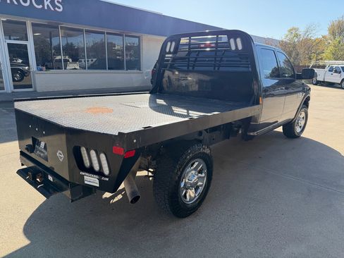 Used 2018 RAM 2500 Tradesman w/ Chrome Appearance Group image 5