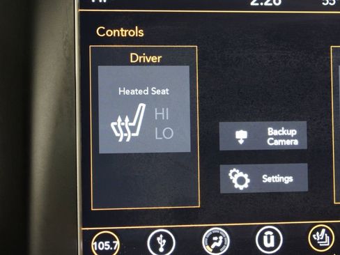 Used 2018 Jeep Grand Cherokee Laredo image 24