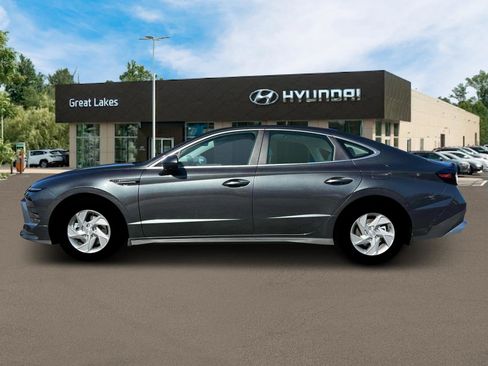 New 2025 Hyundai Sonata SE image 3