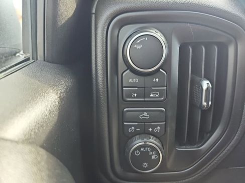 Used 2022 Chevrolet Silverado 1500 W/T w/ WT Value Package image 19