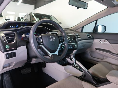 Used 2013 Honda Civic LX image 25