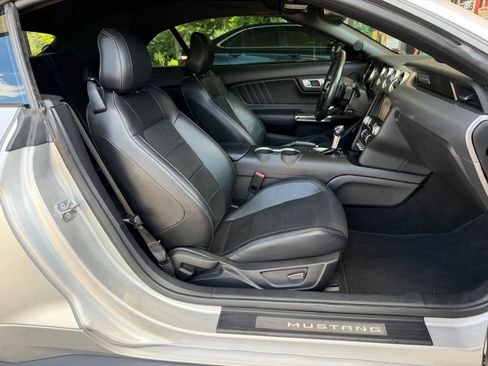 Used 2019 Ford Mustang Premium RWD image 12