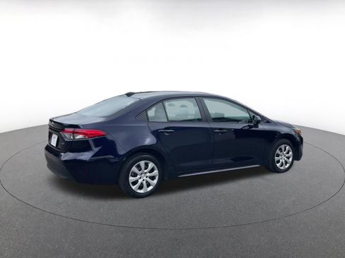 Used 2025 Toyota Corolla LE image 14