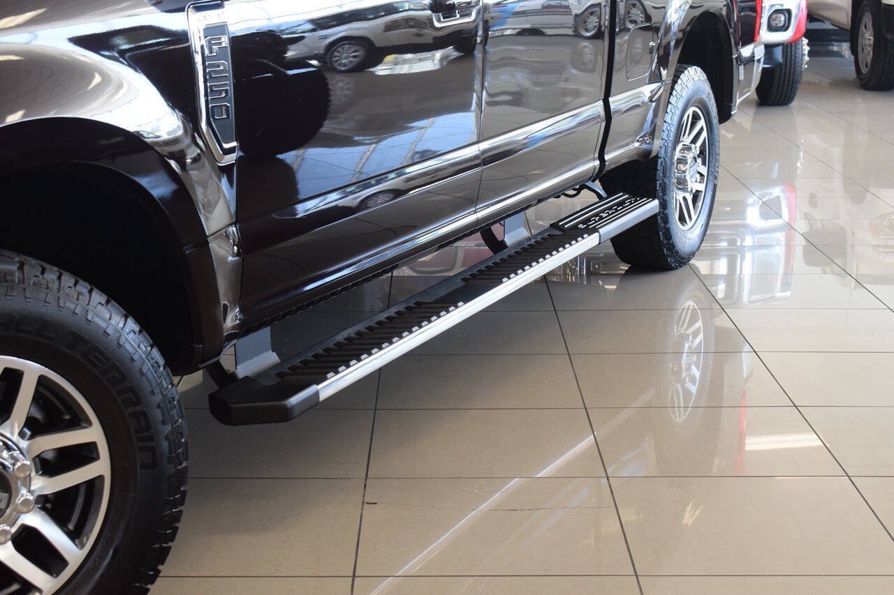 Used 2018 Ford F250 Lariat w/ Lariat Ultimate Package RWD image 11