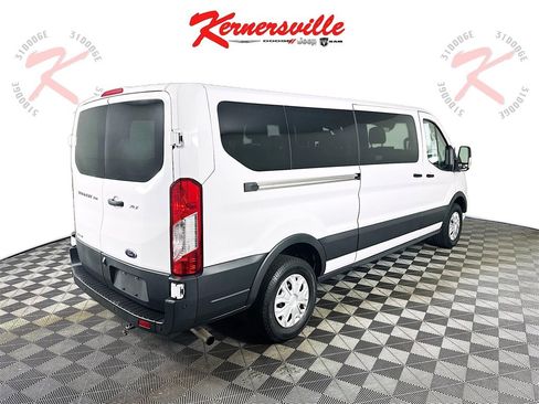 Used 2023 Ford Transit 350 XLT image 7
