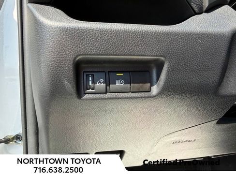 Used 2024 Toyota RAV4 Adventure image 22