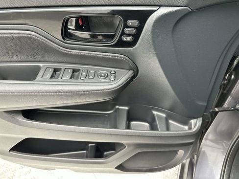 Used 2023 Honda Odyssey Elite image 15
