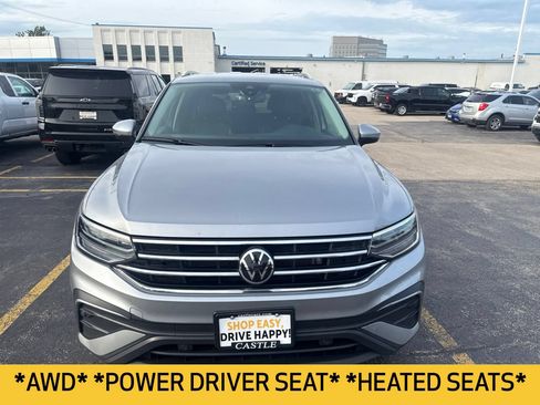 Used 2024 Volkswagen Tiguan SE AWD/4WD image 2