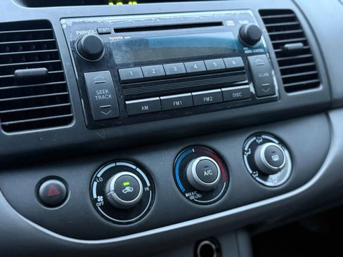 Used 2005 Toyota Camry LE image 34