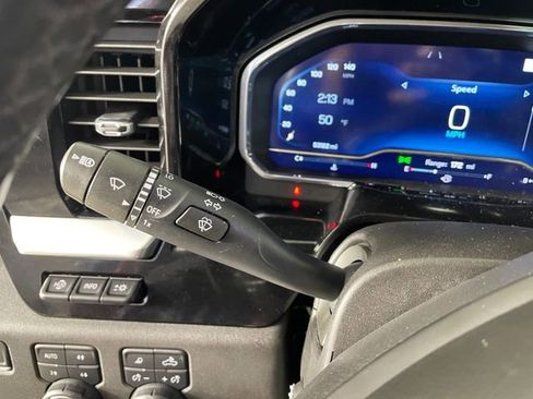 Used 2022 Chevrolet Silverado 1500 LTZ w/ LTZ Premium Package image 12