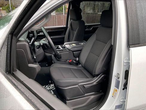 Used 2024 Chevrolet Silverado 2500 LT image 23