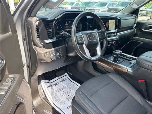 Certified 2023 GMC Sierra 1500 Elevation w/ X31 Off-Road Package AWD/4WD image 9